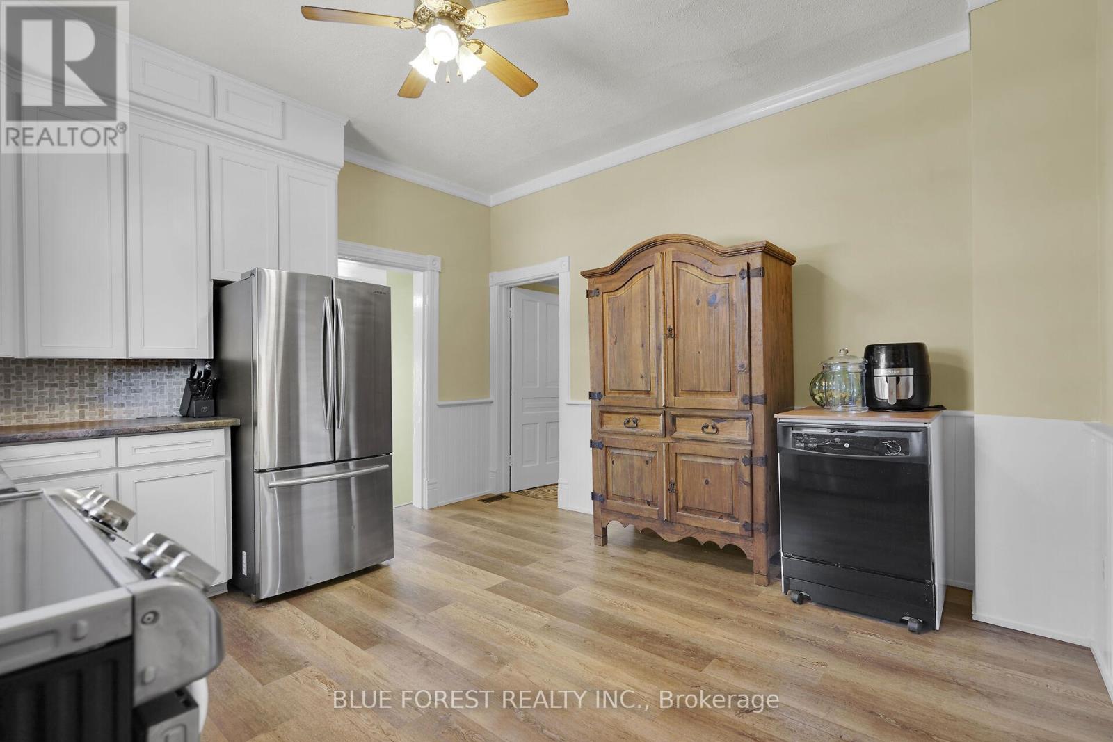 211 Mary Street, Dutton/dunwich (Dutton), Ontario  N0L 1J0 - Photo 17 - X12146393