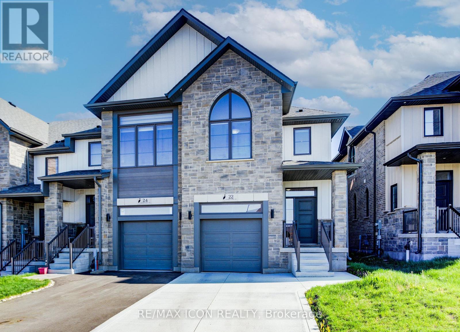 Property at 22 SANDSTONE STREET image 1