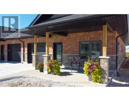 1326 15TH AVENUE E, Owen Sound, Ontario