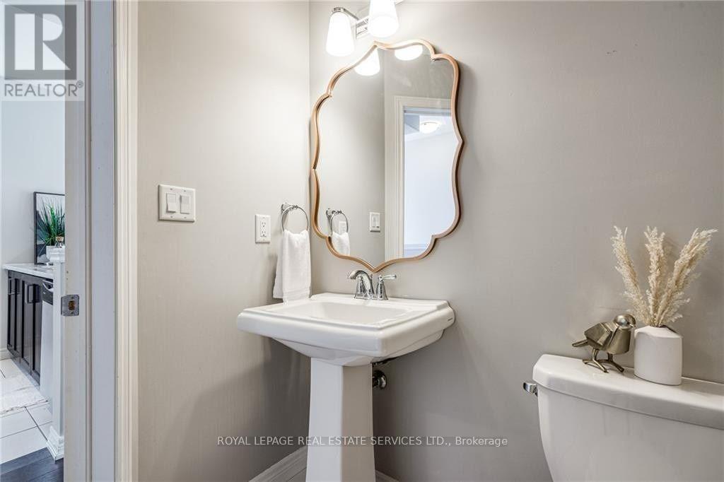 47 - 201 Westbank Trail, Hamilton, Ontario  L8J 0H4 - Photo 19 - X12146383