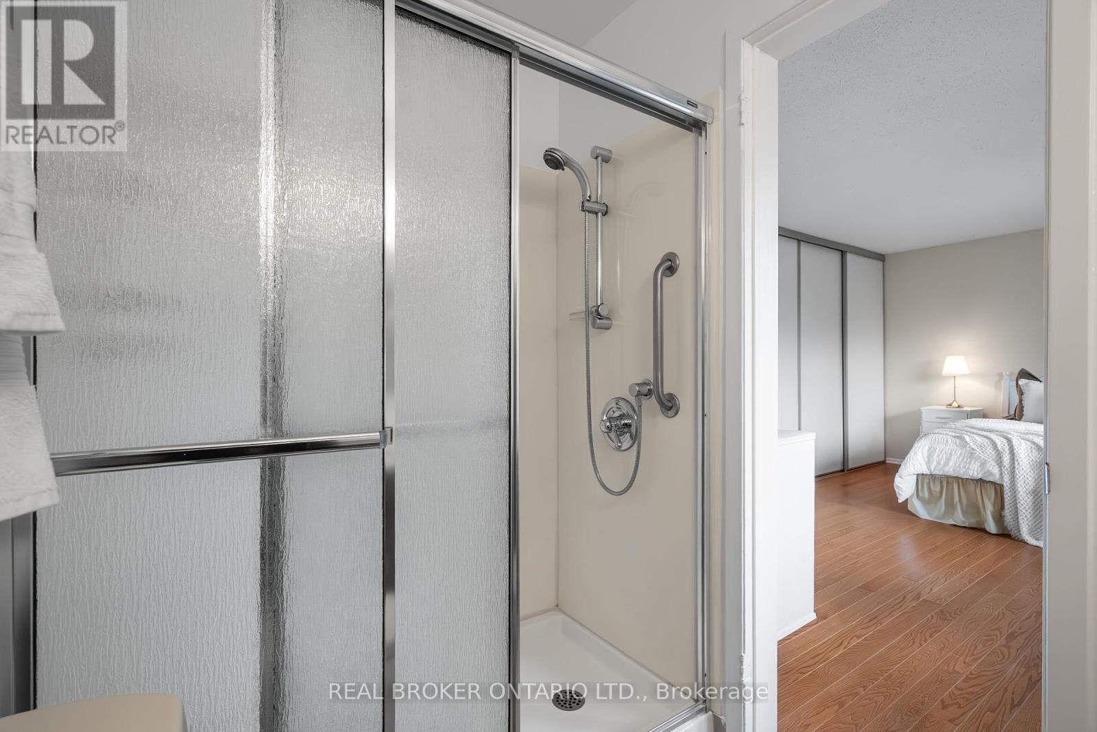 127 Chimo Drive, Ottawa, Ontario  K2L 2G7 - Photo 29 - X12146391