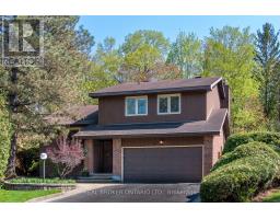 127 CHIMO DRIVE, Ottawa, Ontario