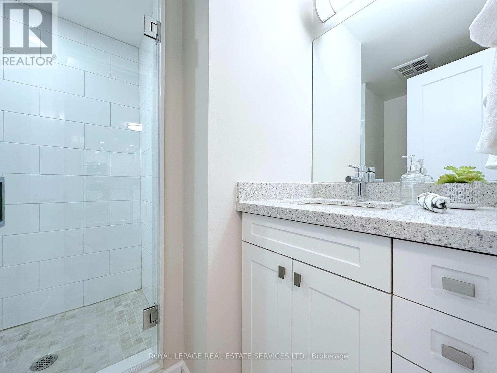703 - 17 Brookbanks Drive, Toronto, Ontario  M3A 3R9 - Photo 8 - C12146413