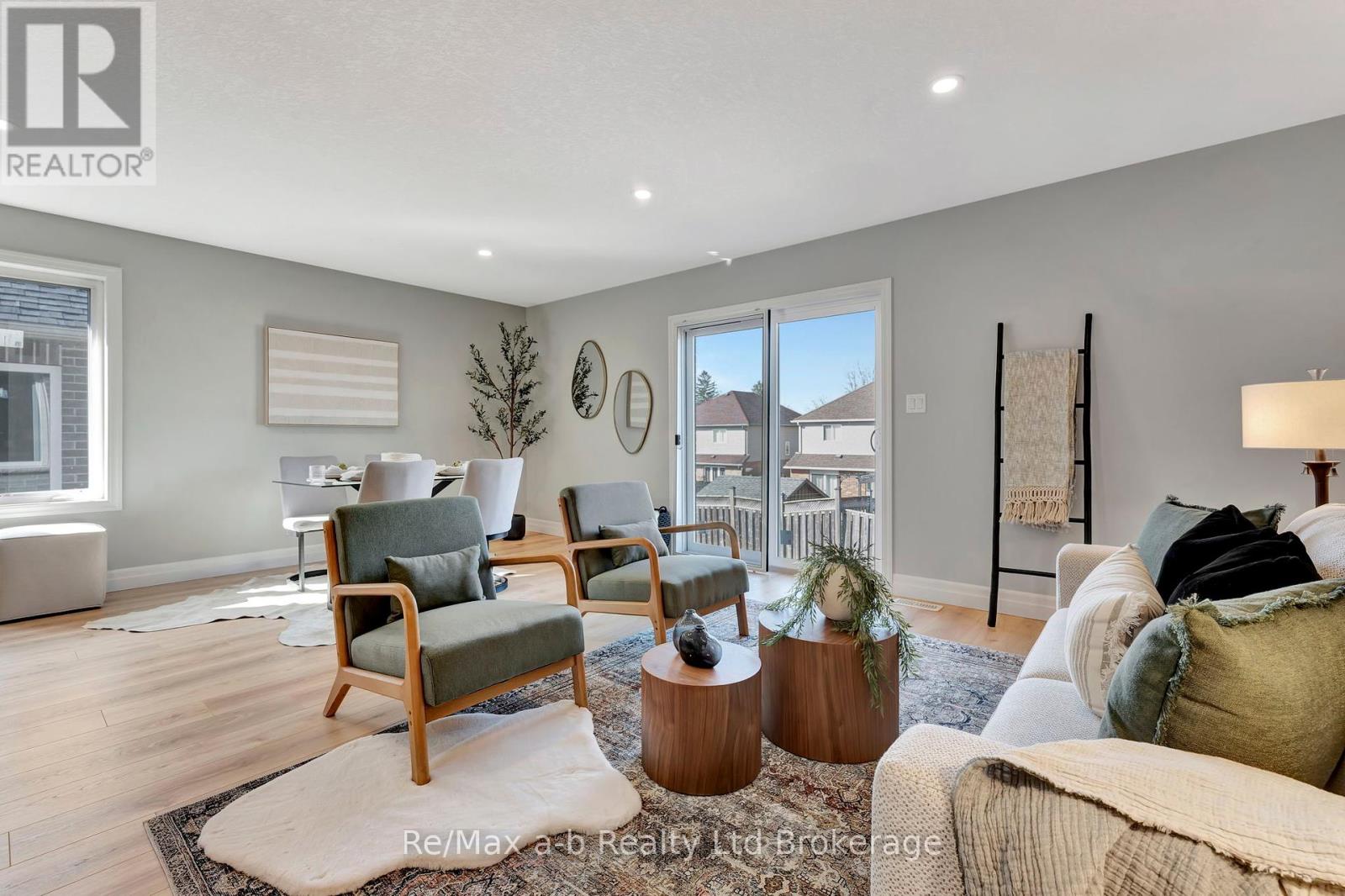 Property at 129 LOSSING DRIVE image 5
