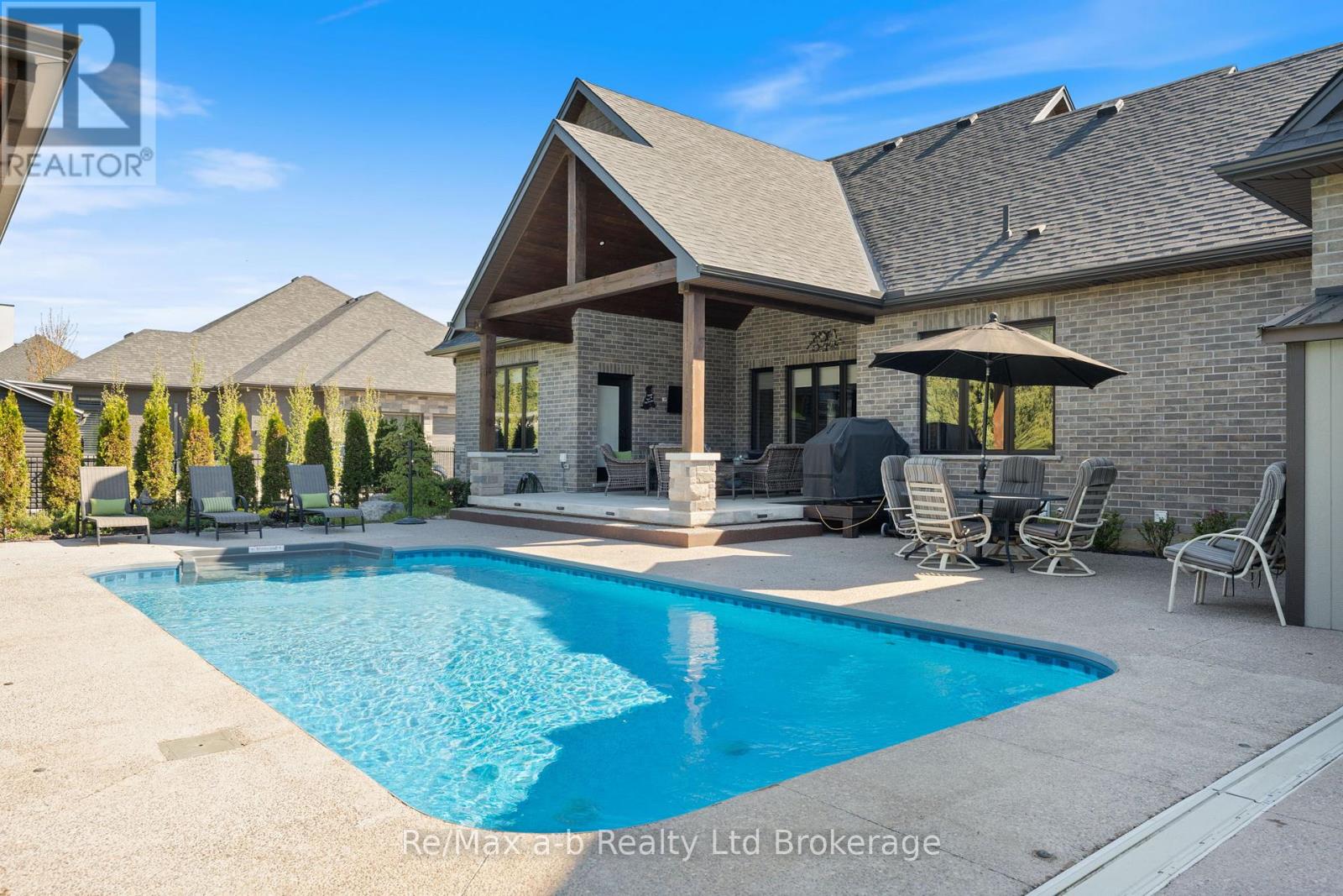 23 August Crescent, Norwich, Ontario  N0J 1R0 - Photo 8 - X12146418