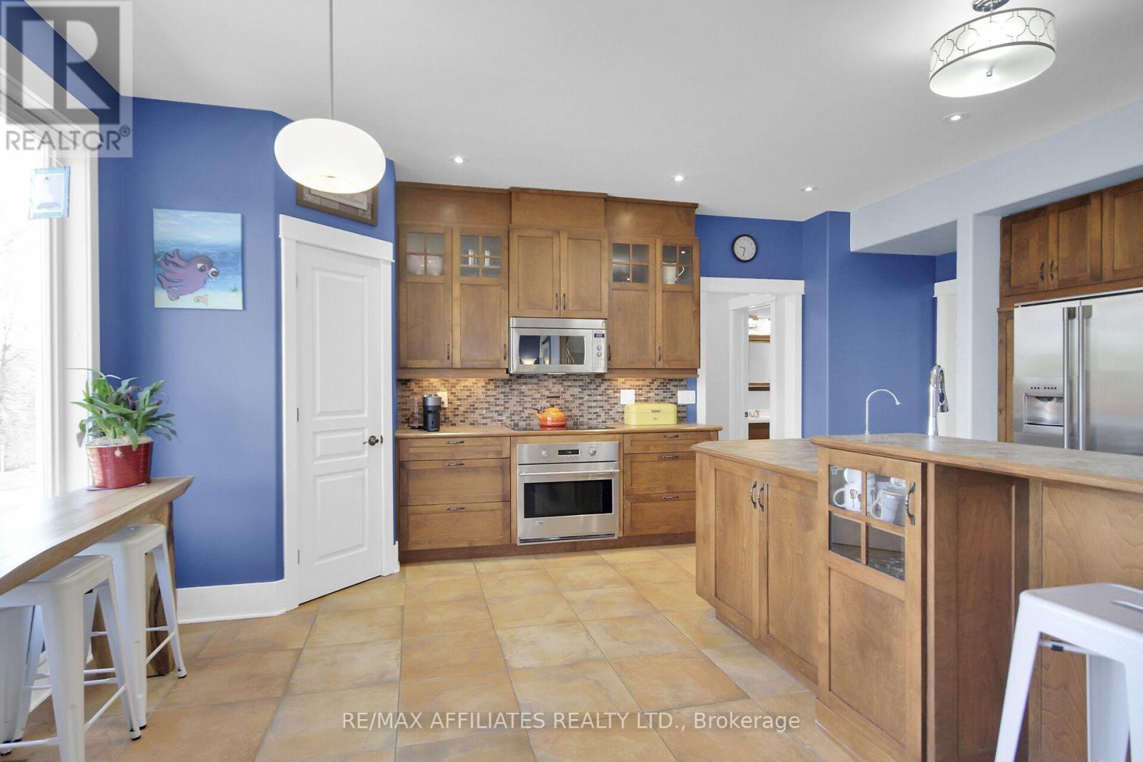 500 Bradbury Court, Ottawa, Ontario  K2W 0A1 - Photo 15 - X12144383