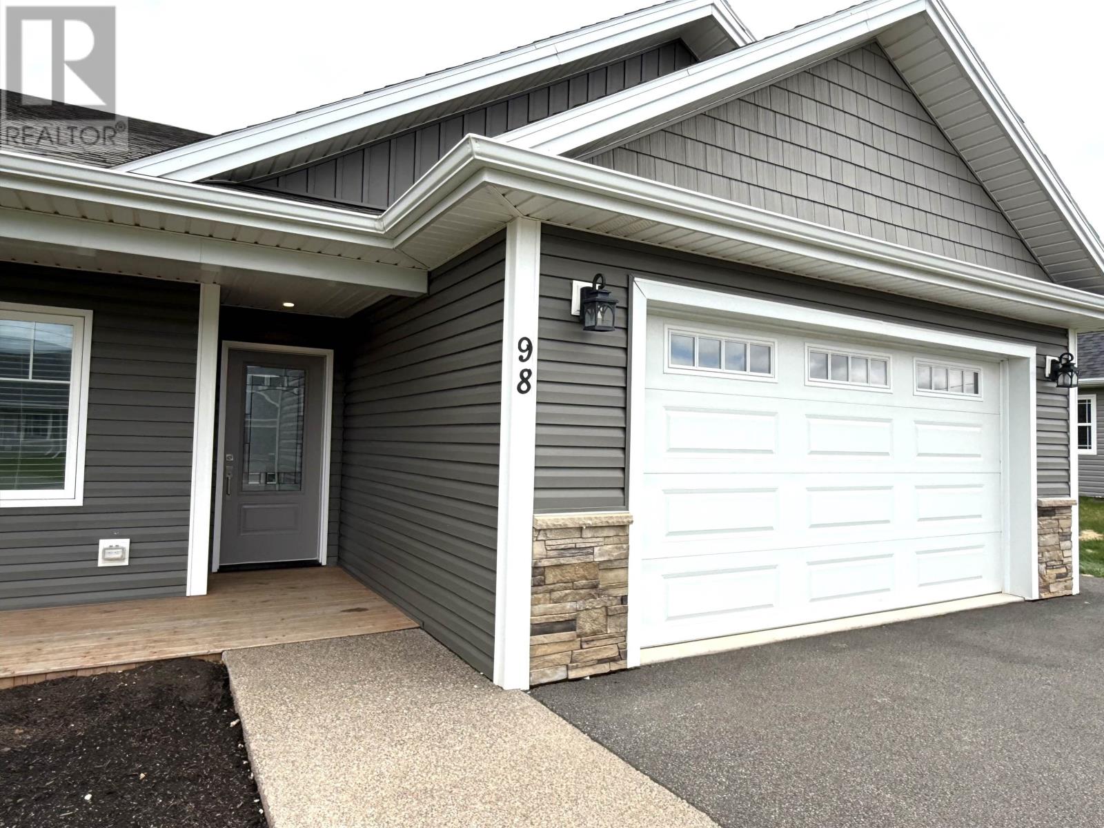 Property at 98 Mill Pond Lane image 3