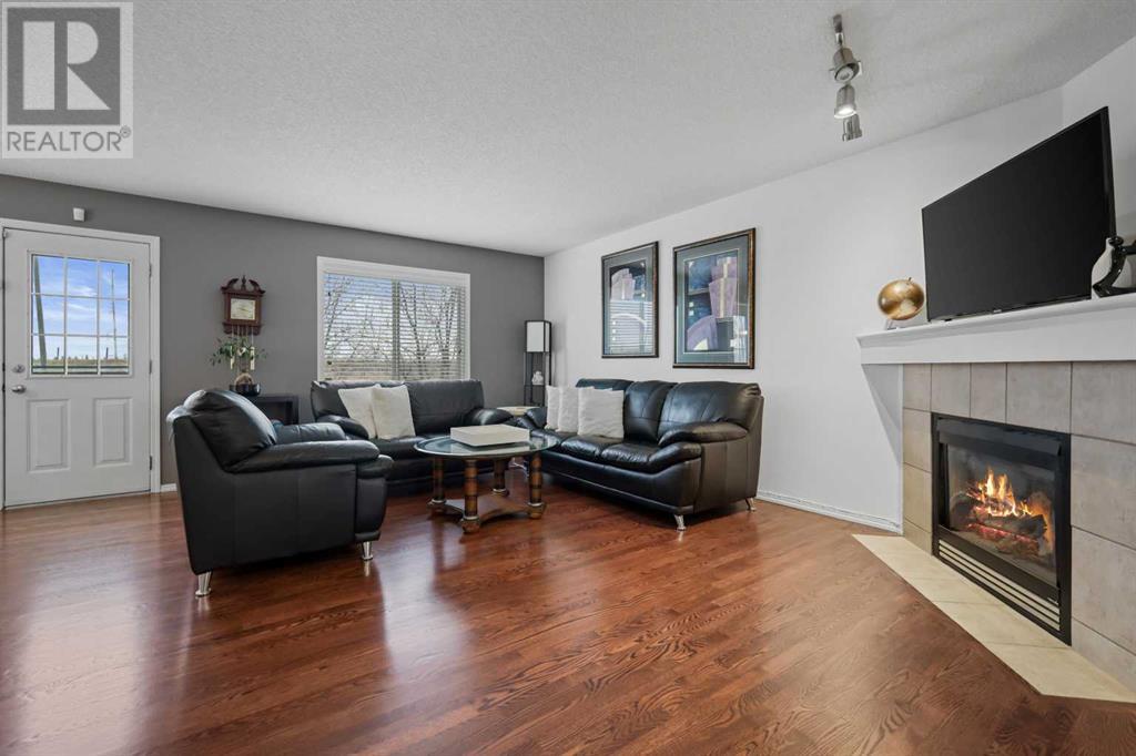 Property at 78 Citadel Meadow Crescent NW image 5