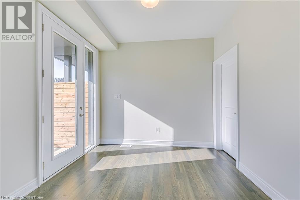 2273 Turnberry Road Unit# 8, Burlington, Ontario  L7M 2B2 - Photo 17 - 40726950