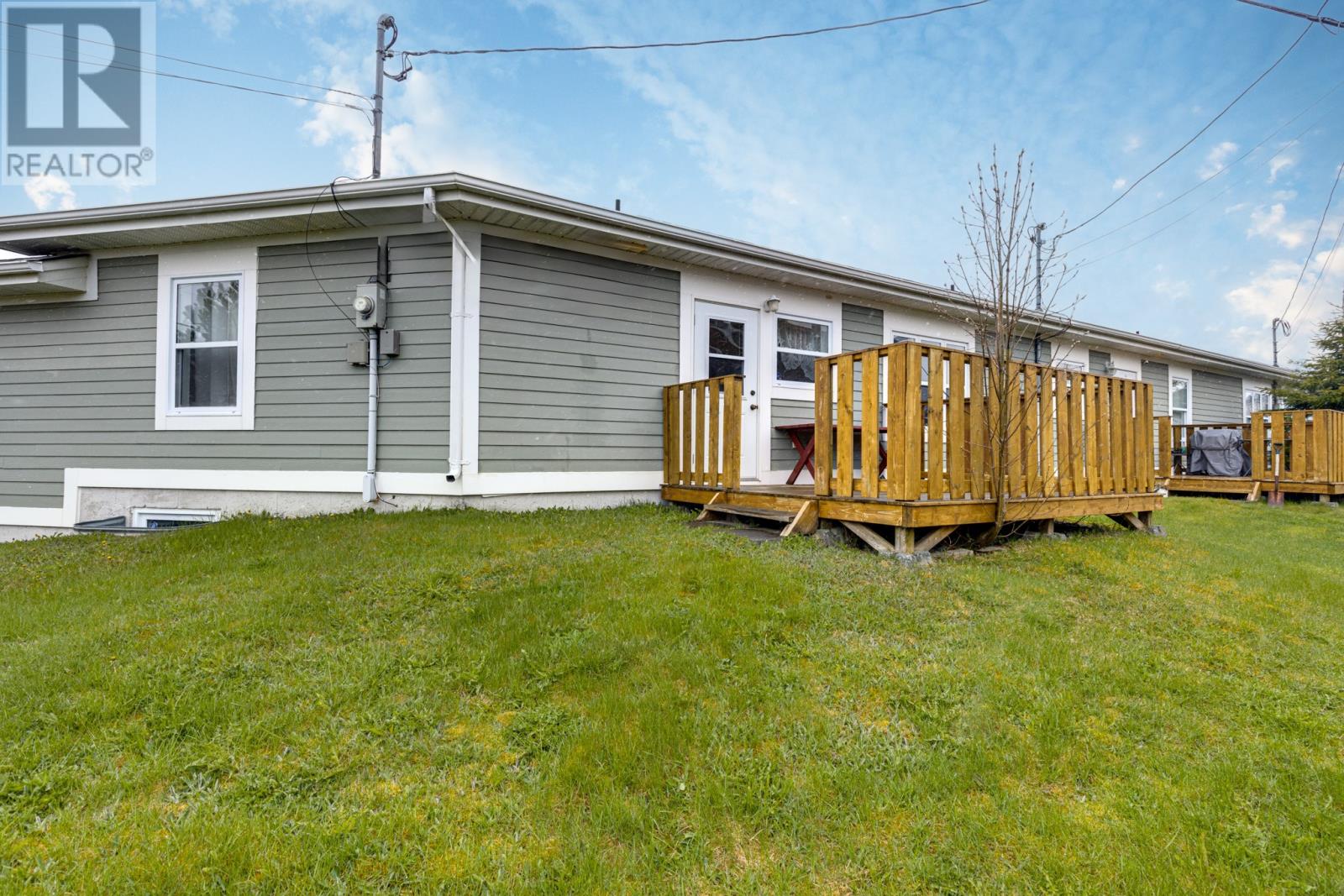 8 Sunchase Court, St. John's, Newfoundland & Labrador  A1E 6H8 - Photo 2 - 1284764