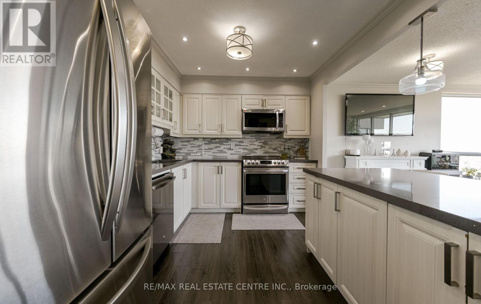 2006 - 200 Robert Speck Parkway, Mississauga, Ontario  L4Z 1S3 - Photo 19 - W12146392