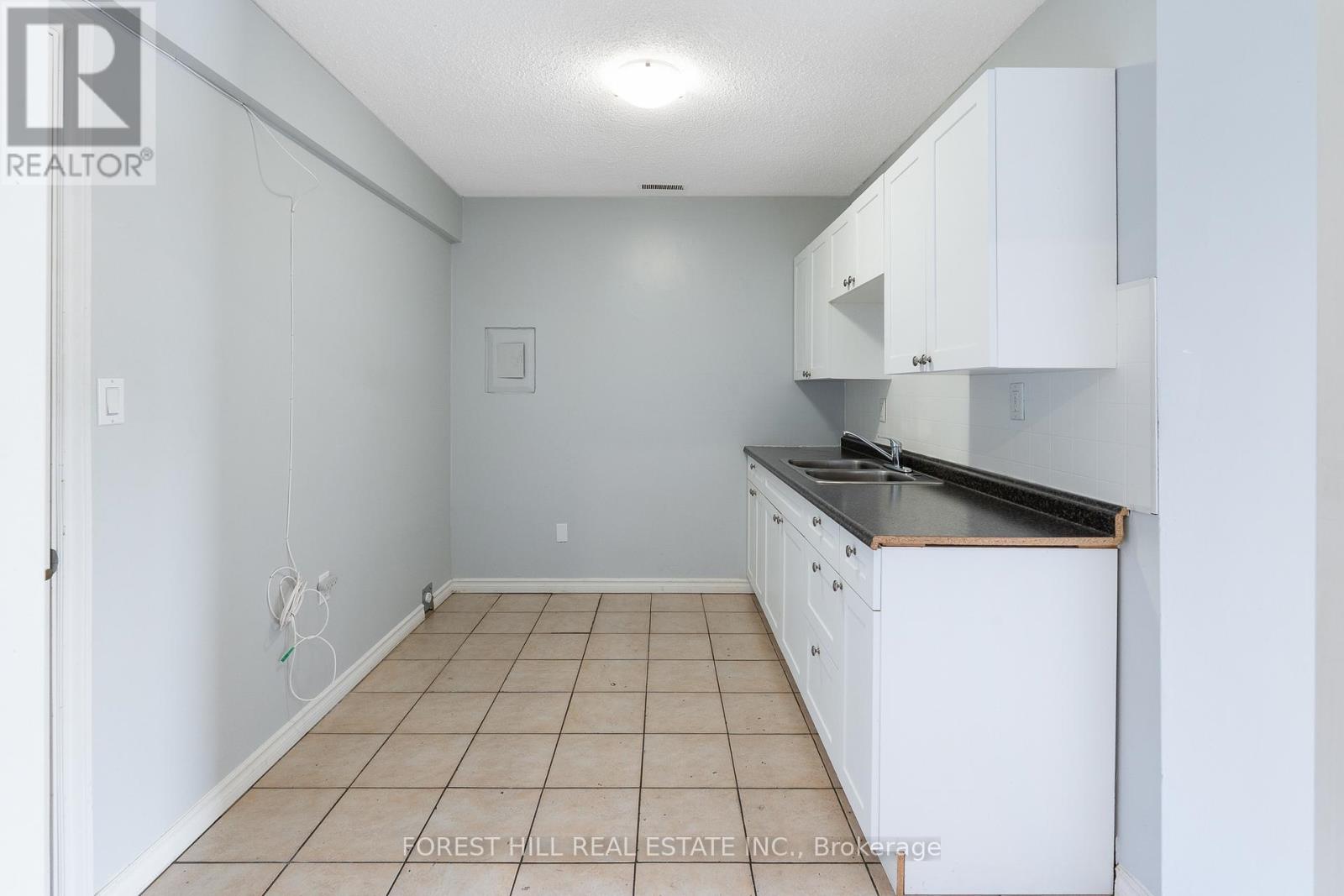 2024 Dufferin Avenue, Chatham-Kent, Ontario  N8A 4M4 - Photo 42 - X12146404
