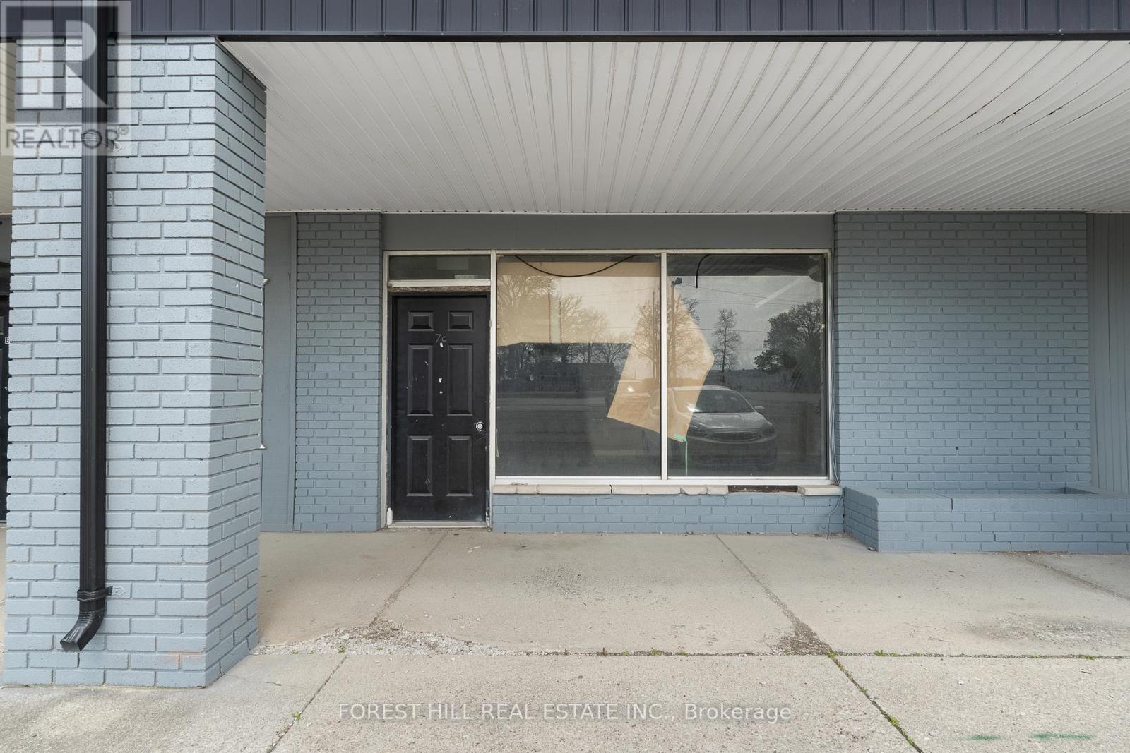 2024 Dufferin Avenue, Chatham-Kent (Wallaceburg), Ontario  N8A 4M4 - Photo 18 - X12146408