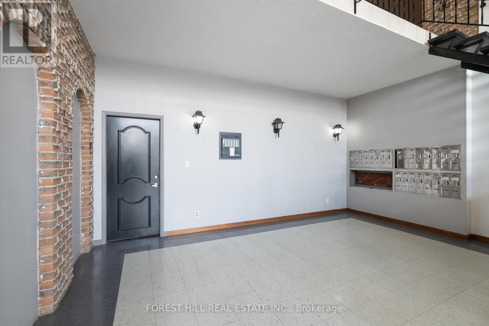 2024 Dufferin Avenue, Chatham-Kent, Ontario  N8A 4M4 - Photo 49 - X12146408