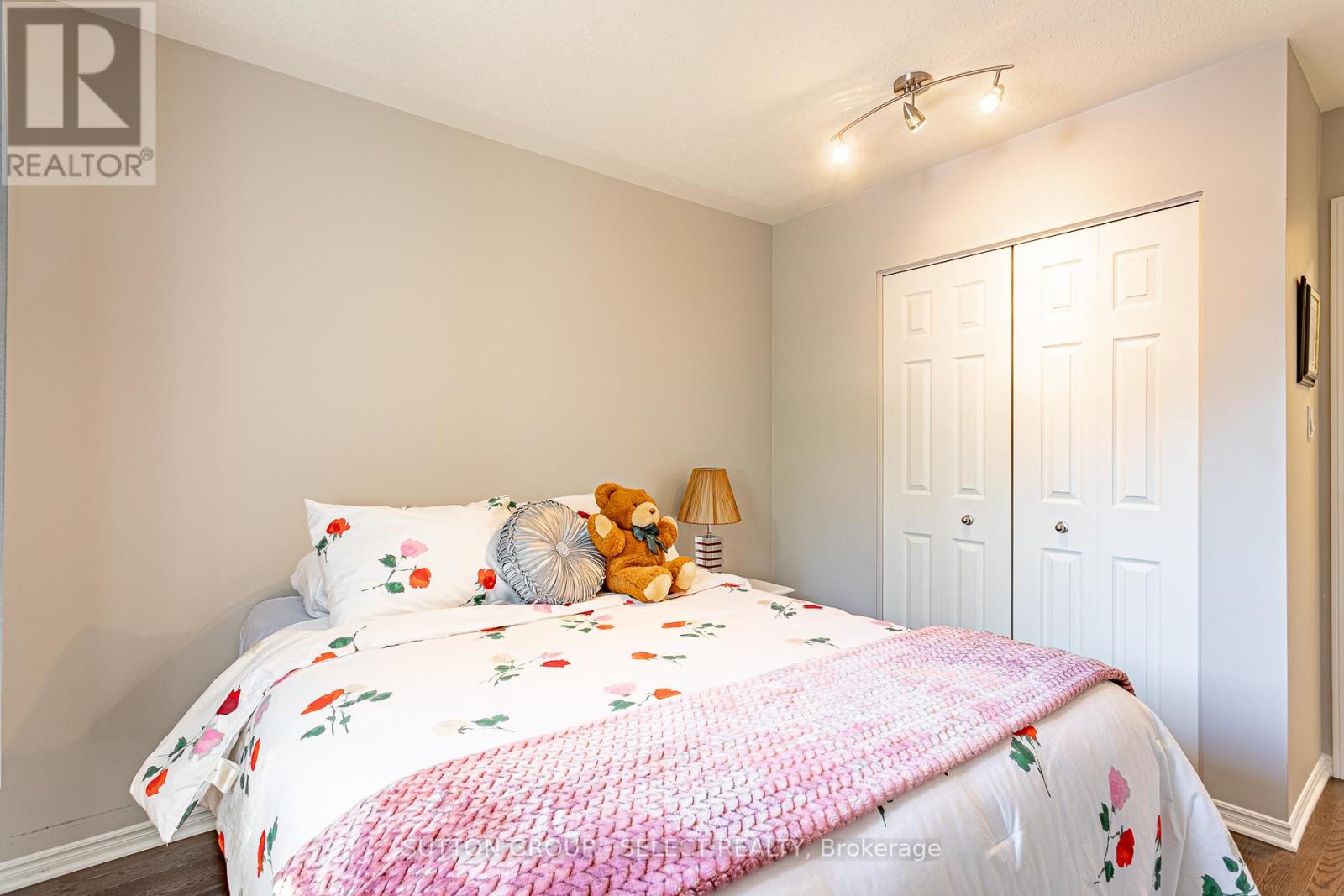 70 Milan Place, London South, Ontario  N5Z 5A2 - Photo 22 - X12146442