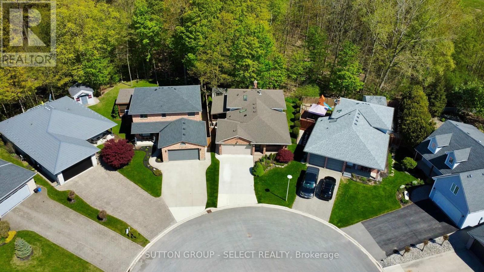 70 Milan Place, London South (South T), Ontario  N5Z 5A2 - Photo 37 - X12146442