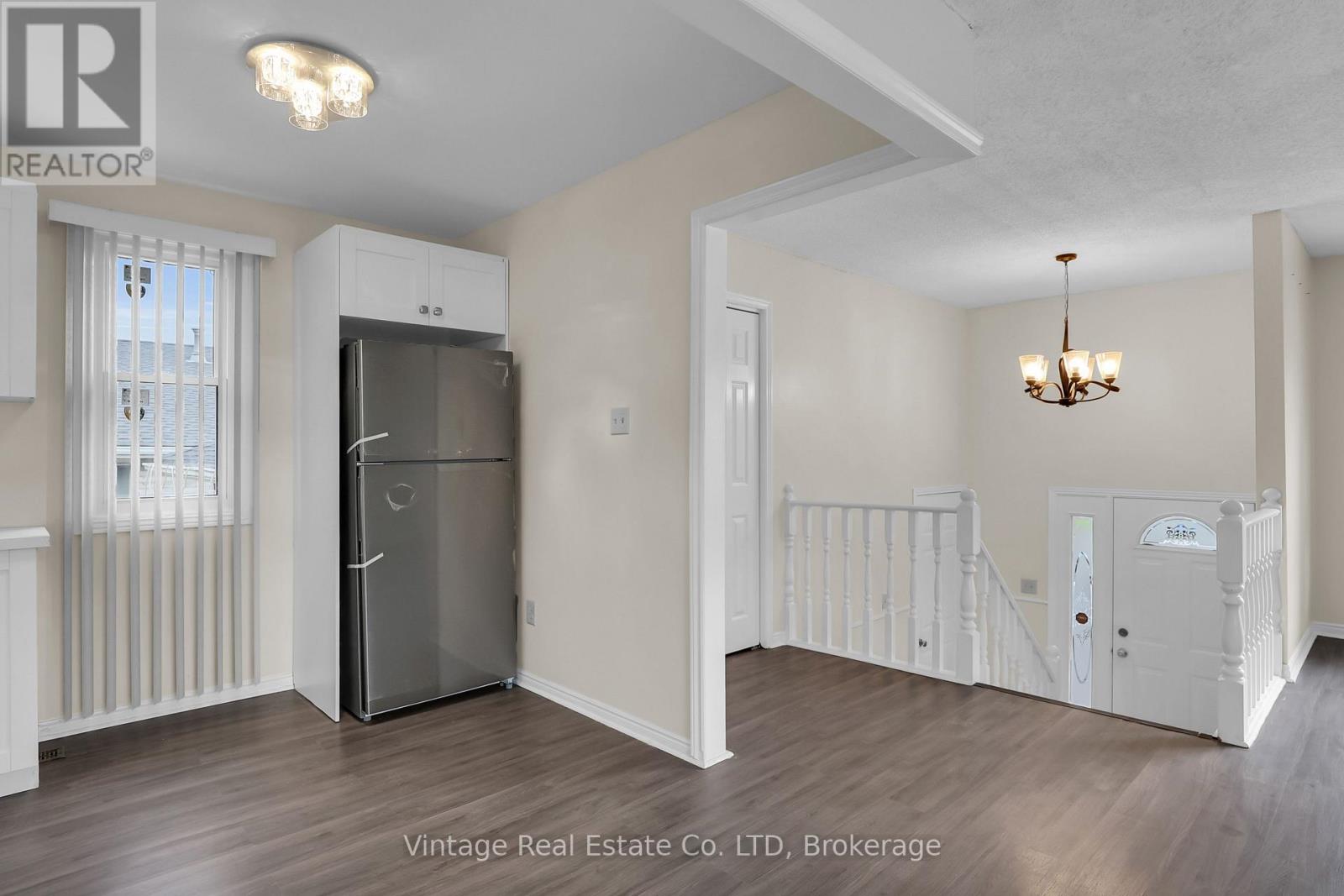 Property at 6090 CRIMSON DRIVE image 4