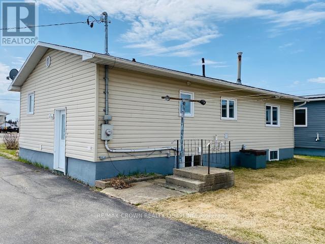 132 Melrose Avenue, Mattice-Val Cote, Ontario  P0L 1T0 - Photo 5 - T12146450