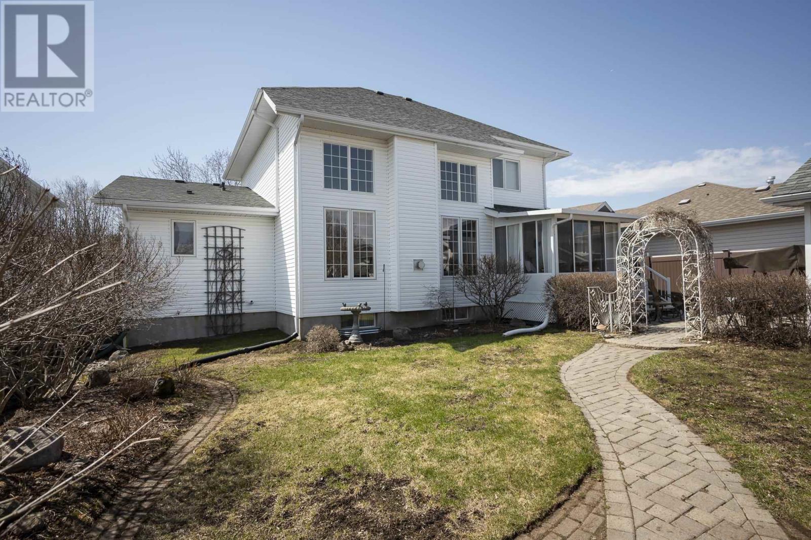 363 Crossbow Ct, Thunder Bay, Ontario  P7G 1H5 - Photo 3 - TB251142