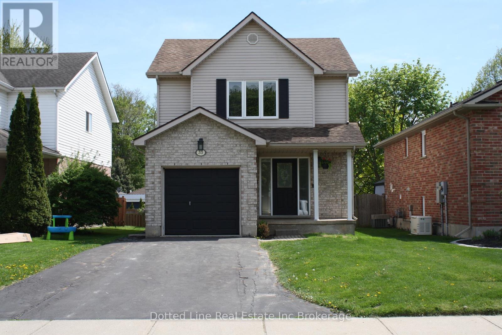 Property at 33 TRILLIUM DRIVE image 1