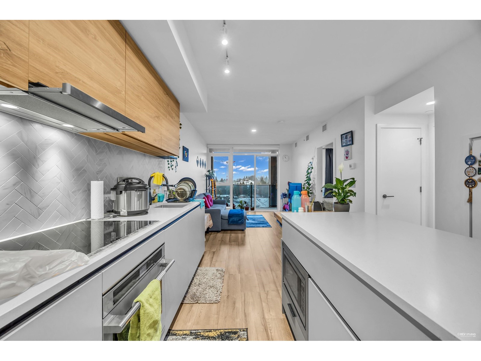 912 13428 105 Avenue, Surrey, British Columbia  V3T 0S6 - Photo 3 - R3002519
