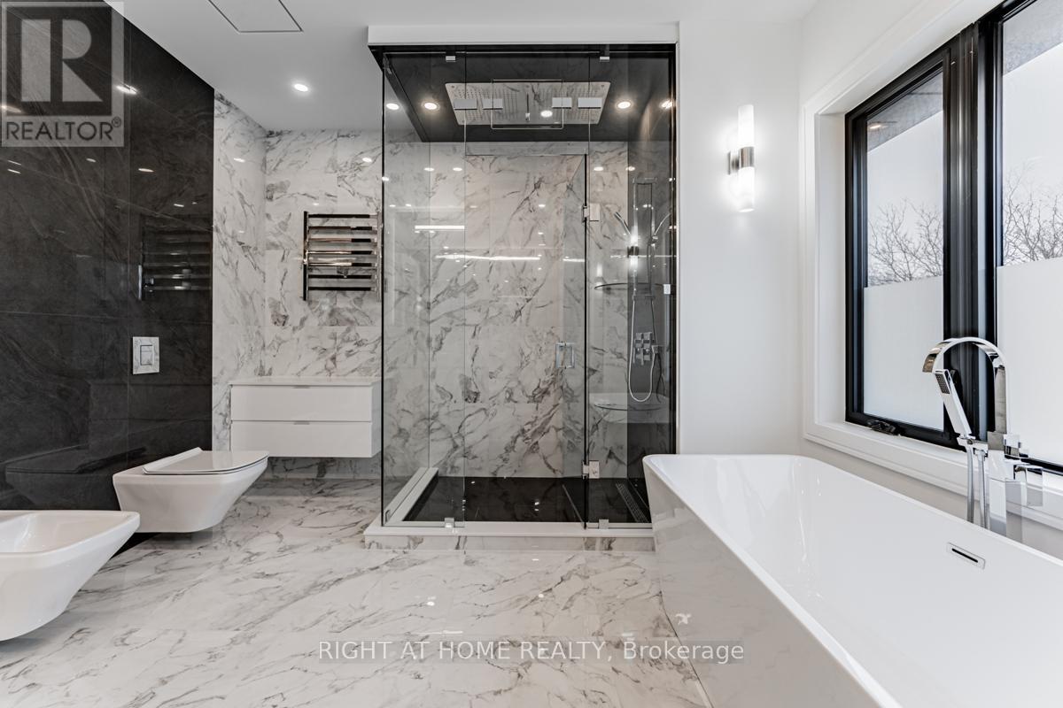 677 Huron Street, Toronto, Ontario  M5R 2R8 - Photo 19 - C12146457