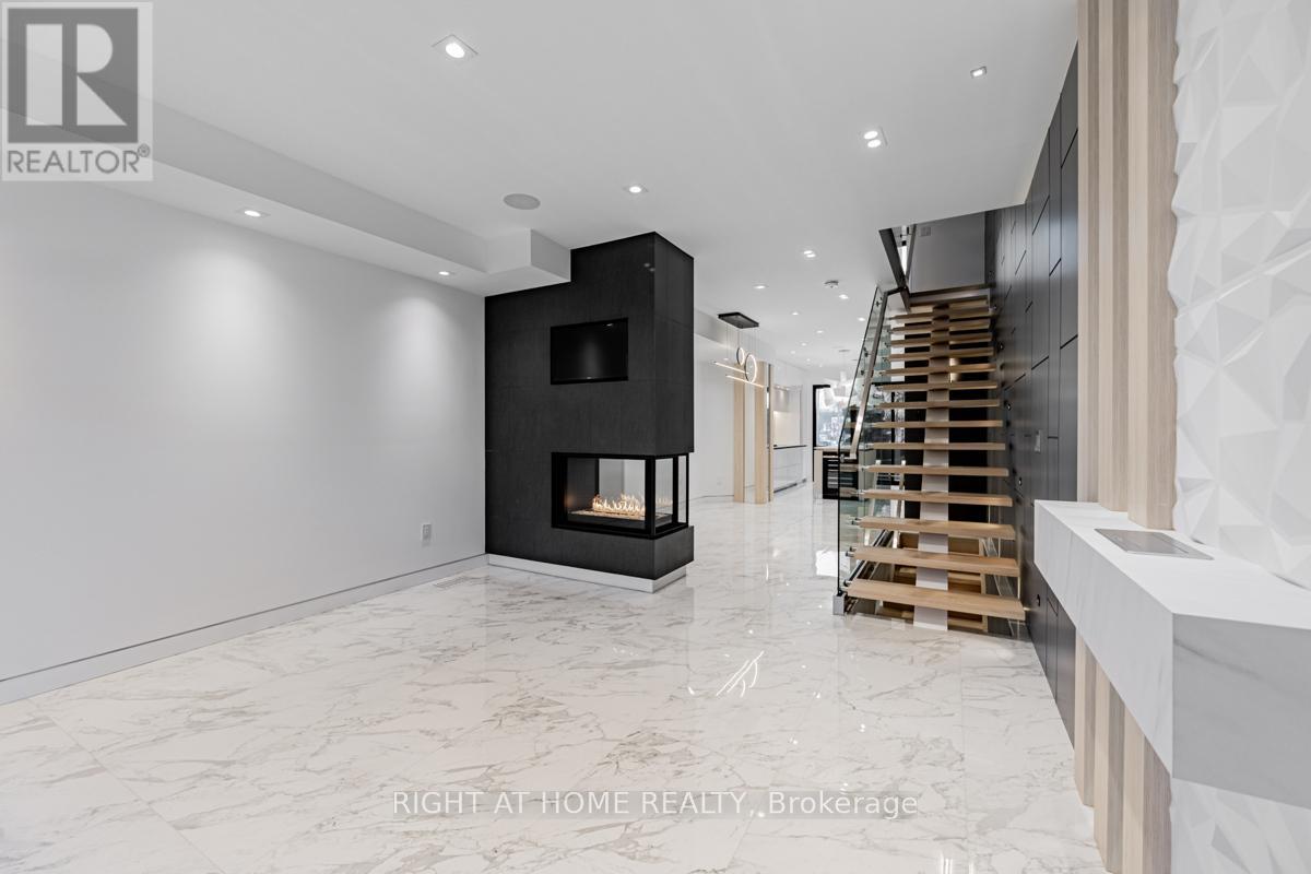 677 Huron Street, Toronto, Ontario  M5R 2R8 - Photo 5 - C12146457