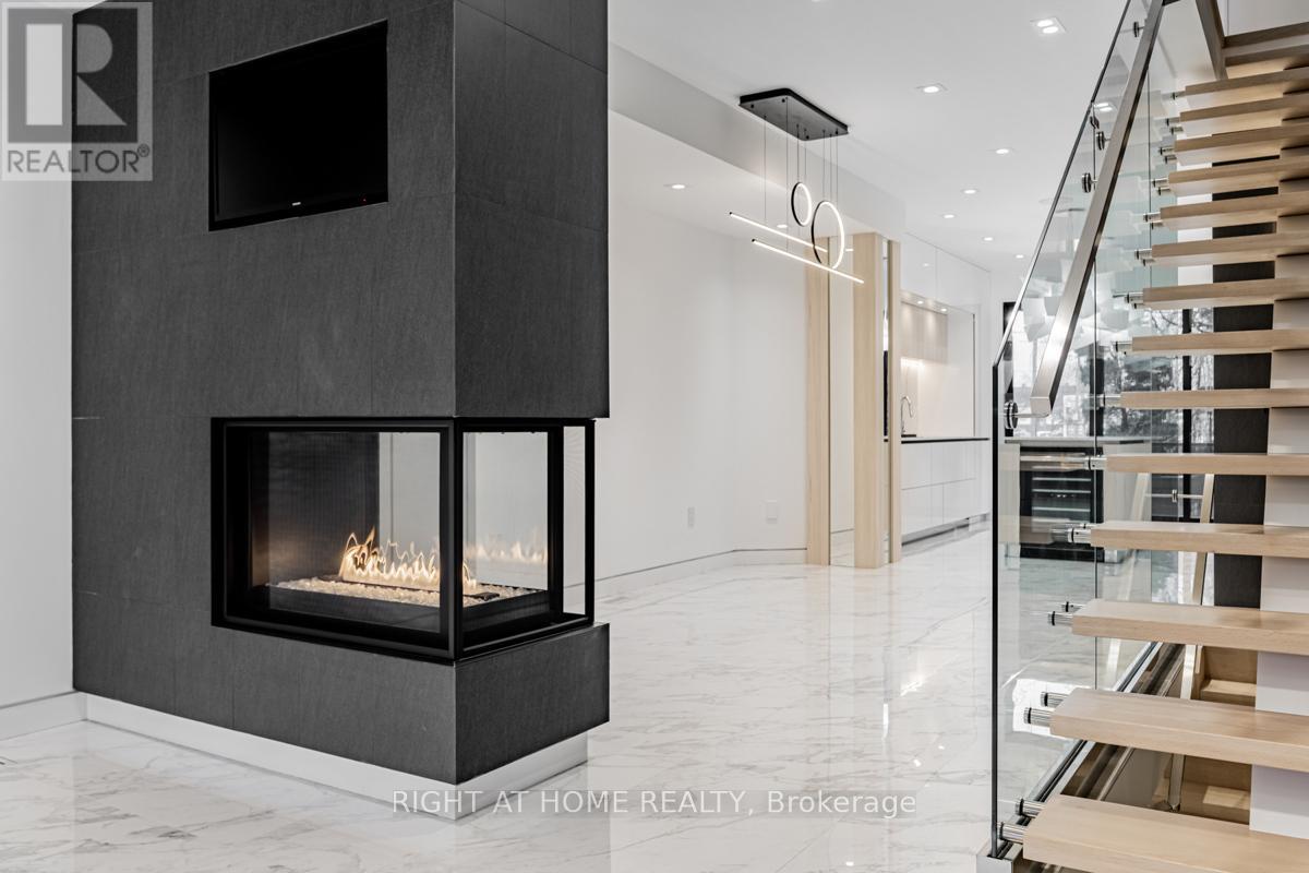 677 Huron Street, Toronto, Ontario  M5R 2R8 - Photo 6 - C12146457