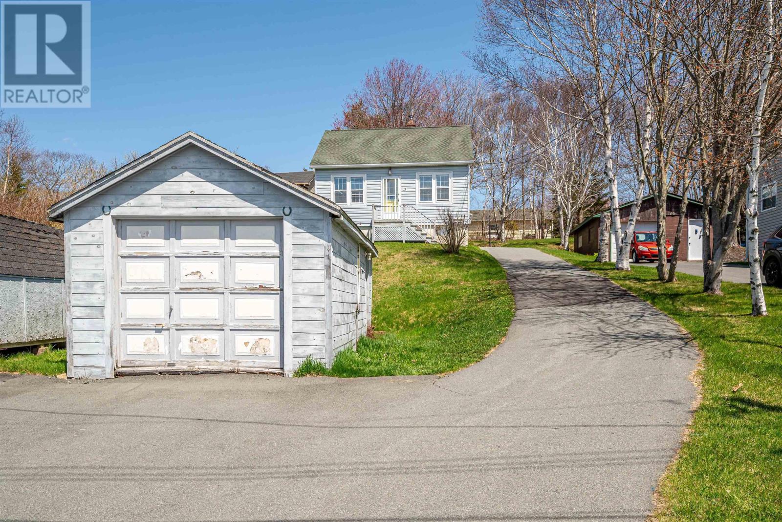 Property at 13 MacKenzie Street image 4