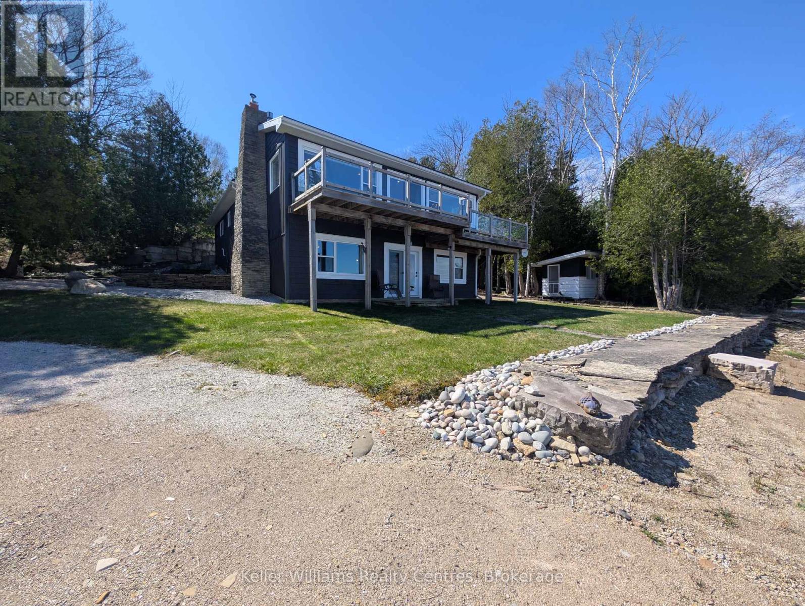502453 Grey Road 1, Georgian Bluffs, Ontario  N0H 2T0 - Photo 3 - X12137872