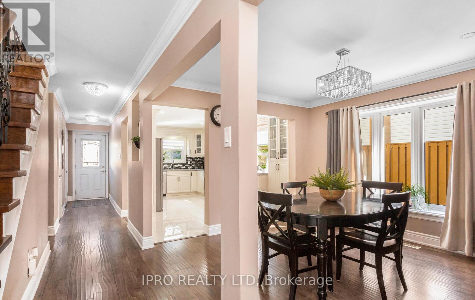 77 Milford Crescent, Brampton, Ontario  L6S 3E3 - Photo 13 - W12146441