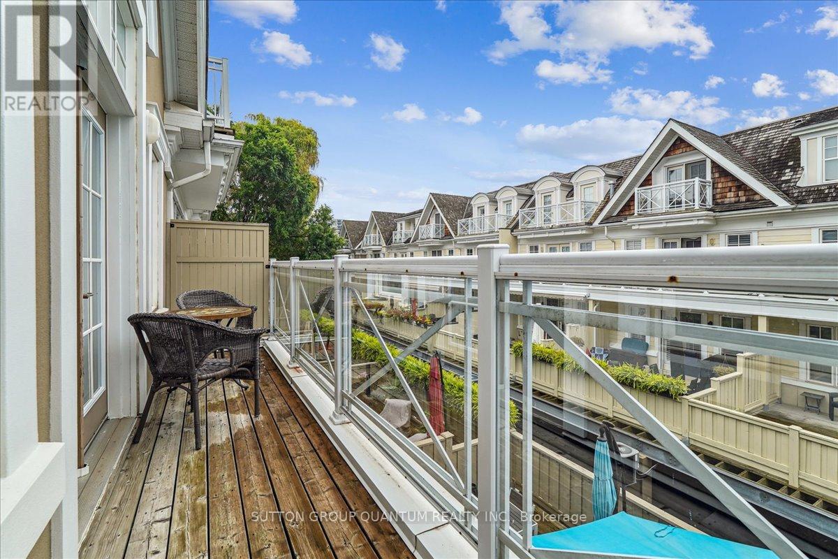 2378 Marine Drive, Oakville, Ontario  L6L 1C4 - Photo 18 - W12146470