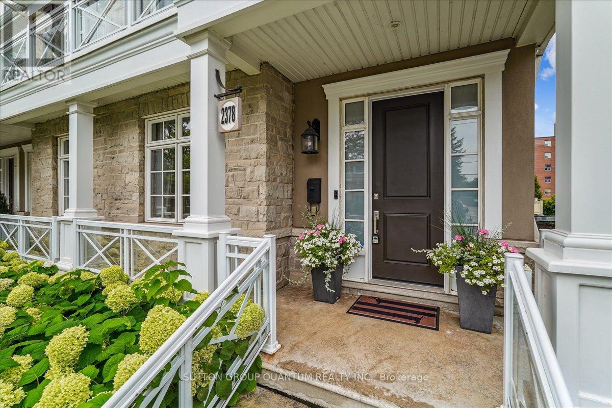 2378 Marine Drive, Oakville, Ontario  L6L 1C4 - Photo 2 - W12146470