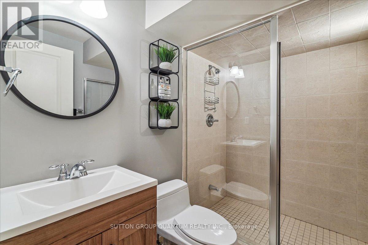 2378 Marine Drive, Oakville, Ontario  L6L 1C4 - Photo 25 - W12146470