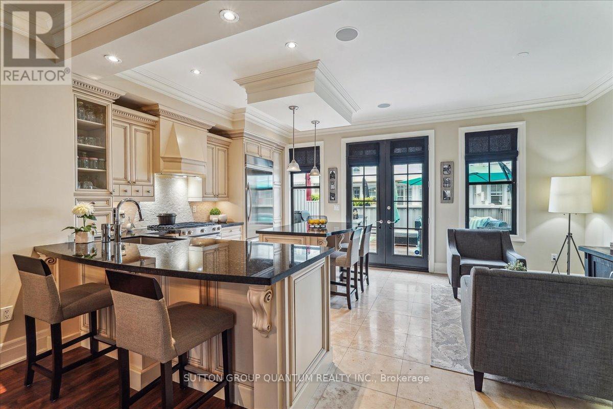 2378 Marine Drive, Oakville, Ontario  L6L 1C4 - Photo 8 - W12146470