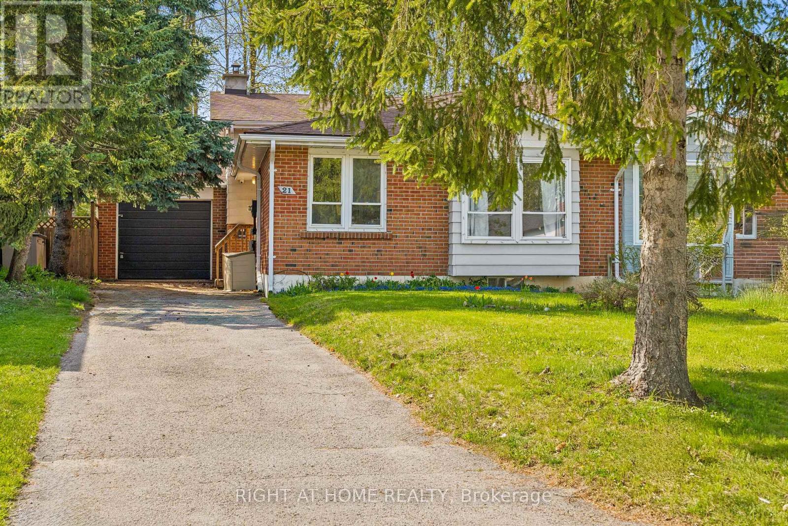 Property at 21 ASHDALE COURT image 3