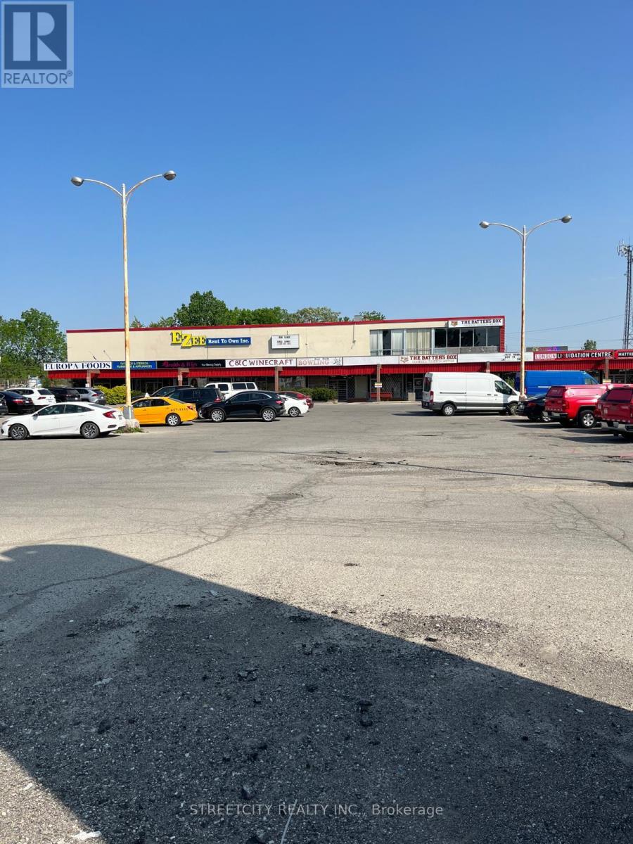 UPPER - 1472 DUNDAS STREET E, London East, Ontario