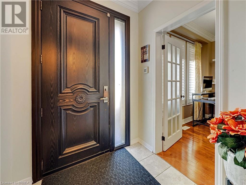 Property at 155 HUNTER Way image 3