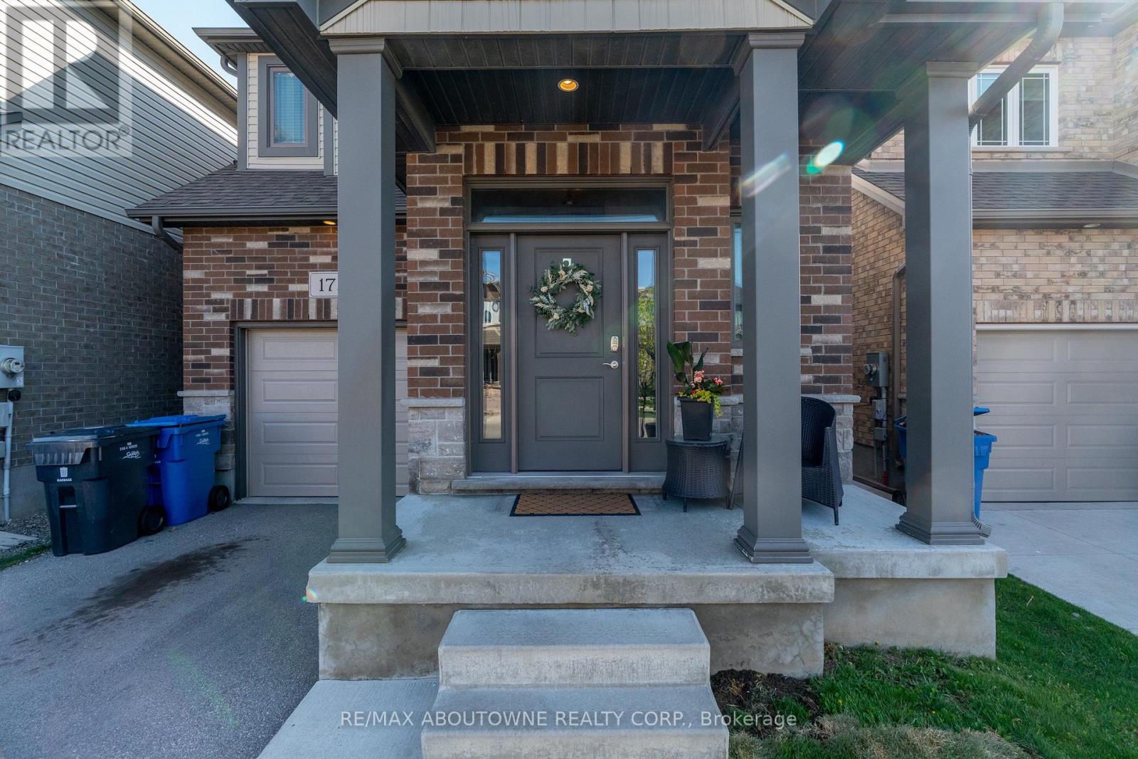 Property at 175 DALLAN DRIVE image 2