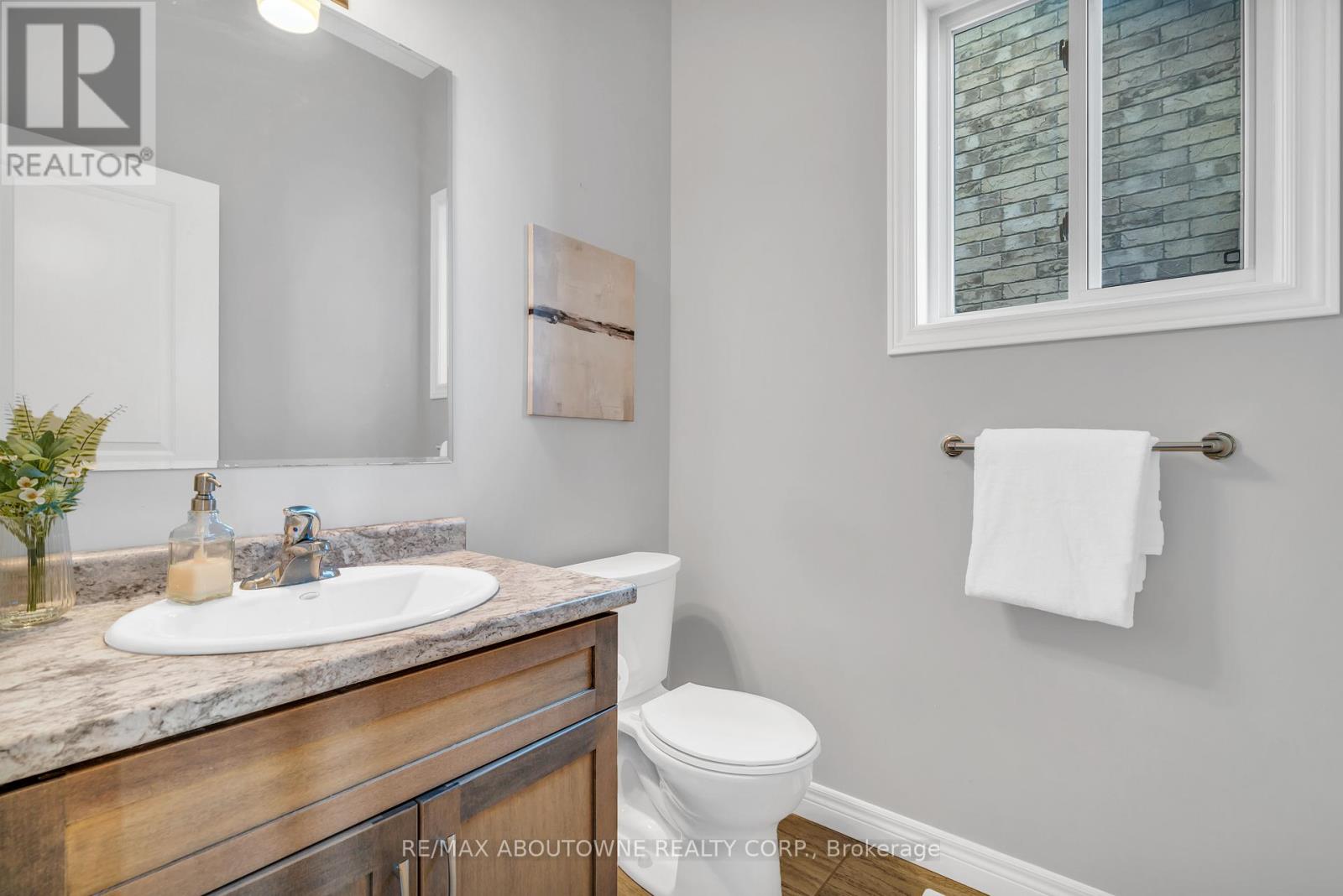 Property at 175 DALLAN DRIVE image 5