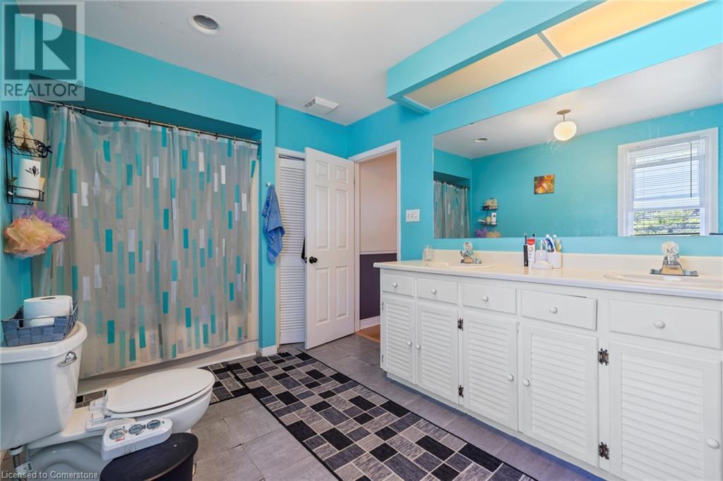 210 Valleyview Drive, Ancaster, Ontario  L9G 2A8 - Photo 25 - 40727936