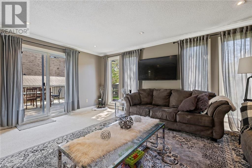 210 Valleyview Drive, Ancaster, Ontario  L9G 2A8 - Photo 39 - 40727936