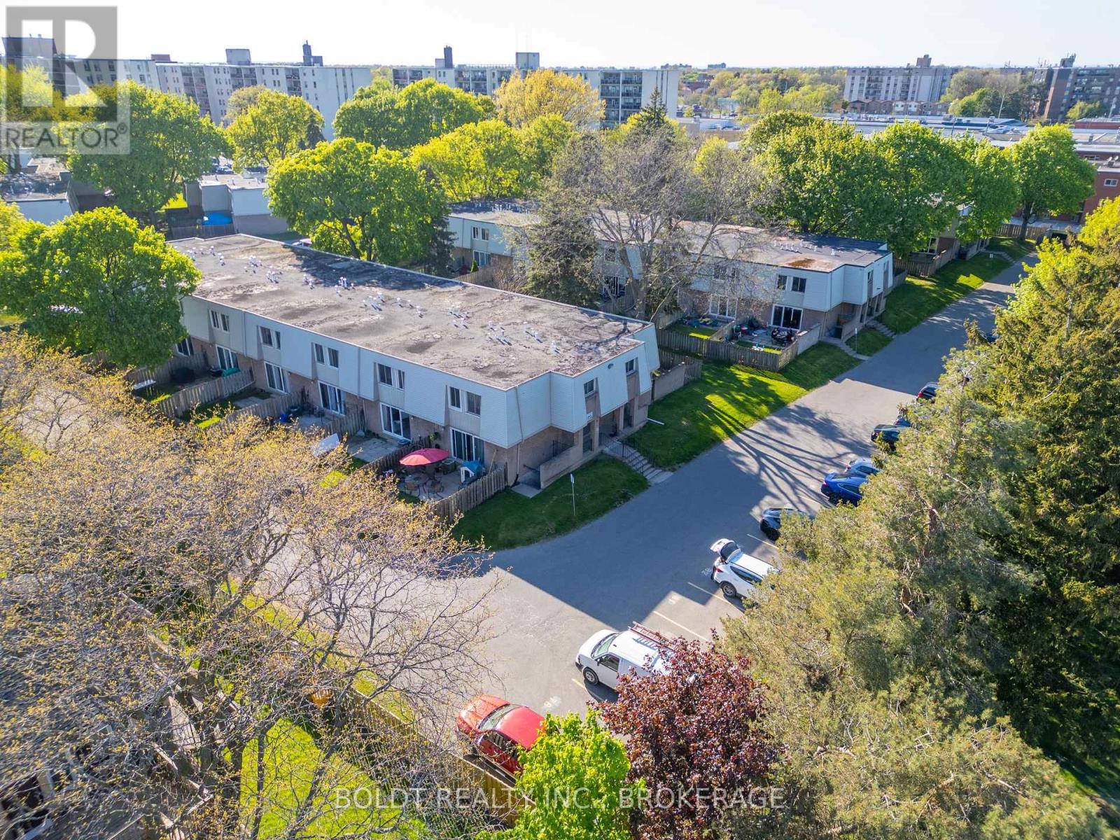 184 - 17 Old Pine Trail, St. Catharines, Ontario  L2M 6P9 - Photo 22 - X12146556