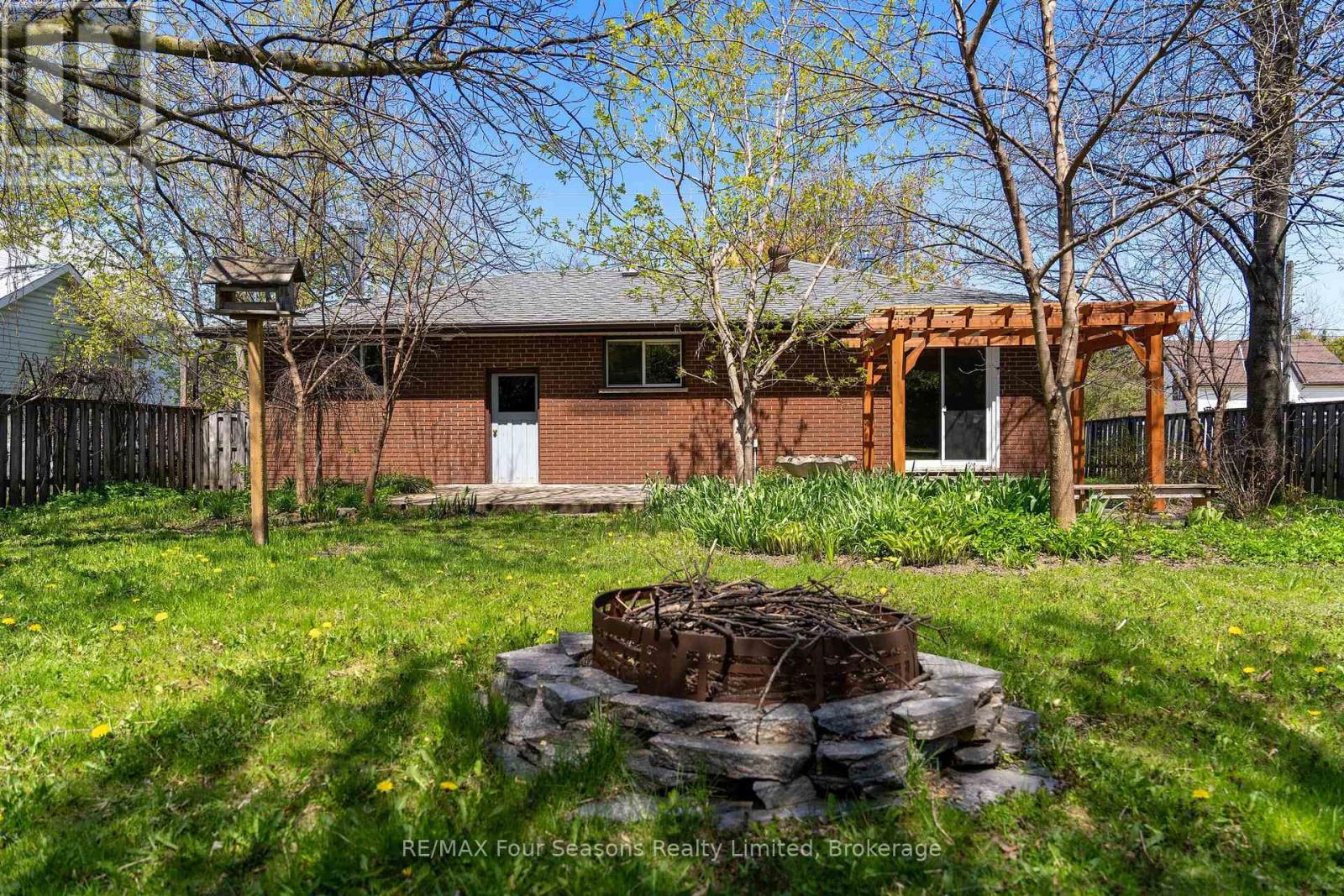 340 Ontario Street, Collingwood, Ontario  L9Y 1N3 - Photo 24 - S12146474