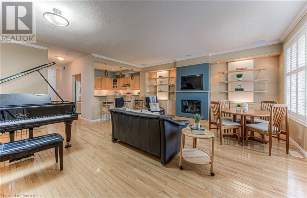 38 Norman Street, Waterloo, Ontario  N2L 6L5 - Photo 5 - 40727342