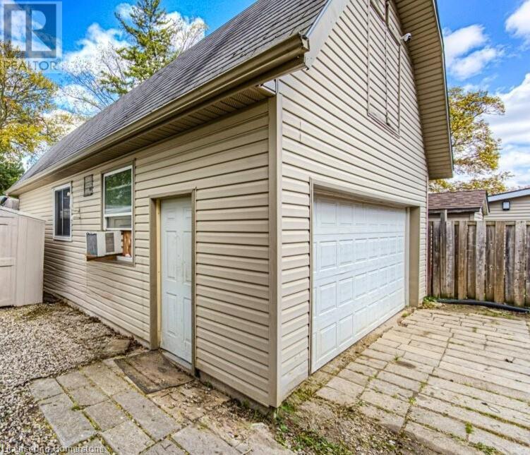 Property at 76 BRENTWOOD Avenue image 2