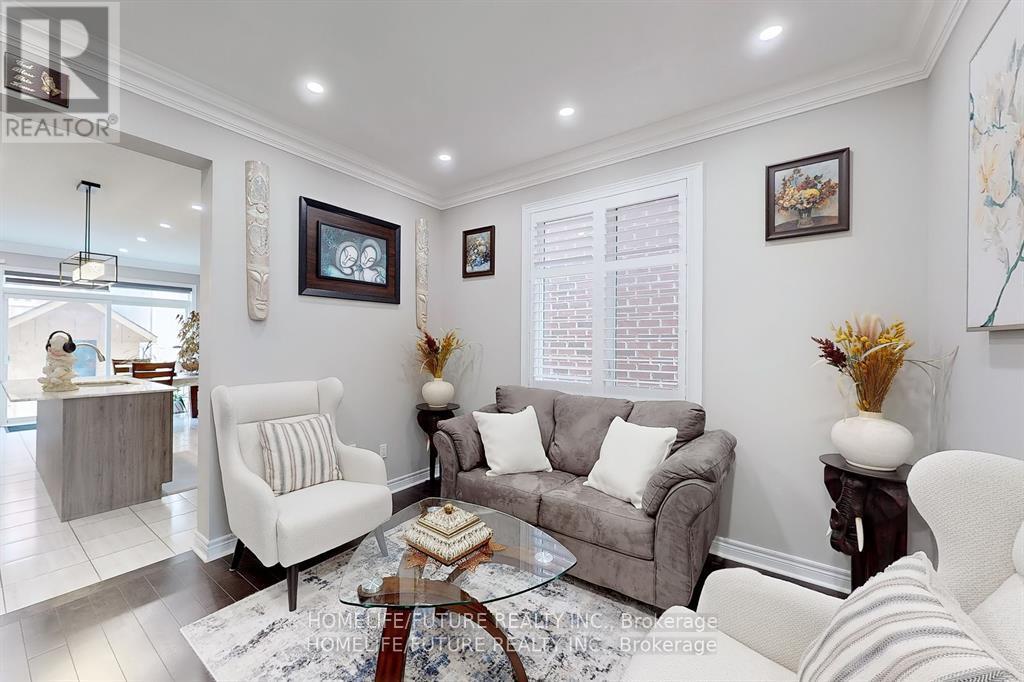 Property at 1207 CACTUS CRESCENT image 2