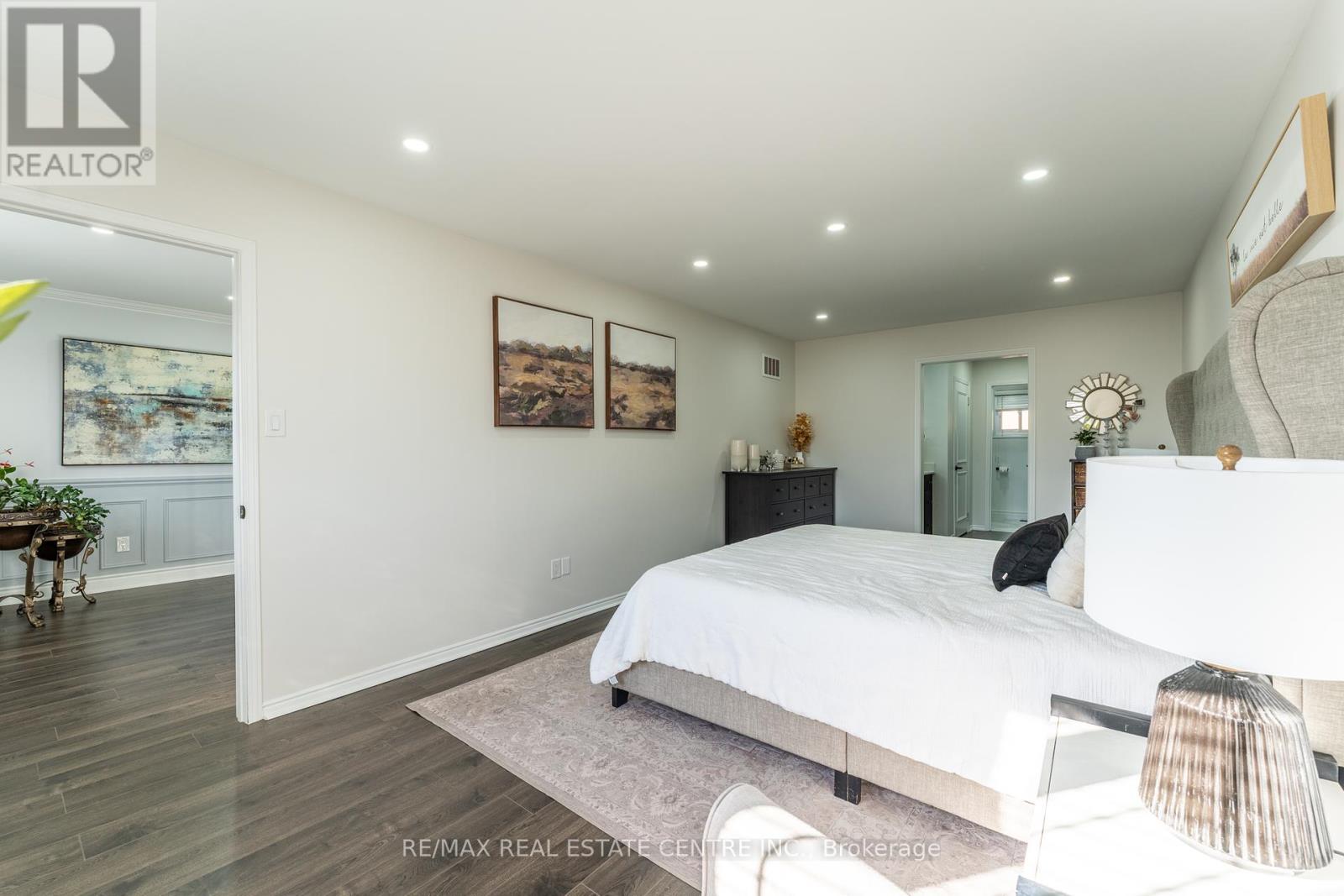 499 Aberdeen Avenue, Vaughan, Ontario  L4L 5J5 - Photo 36 - N12135857