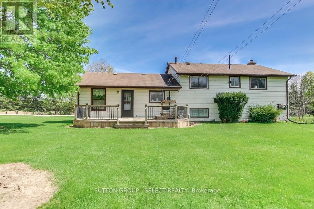 17750 Wyton Drive, Thames Centre, Ontario  N0M 2P0 - Photo 12 - X12146346