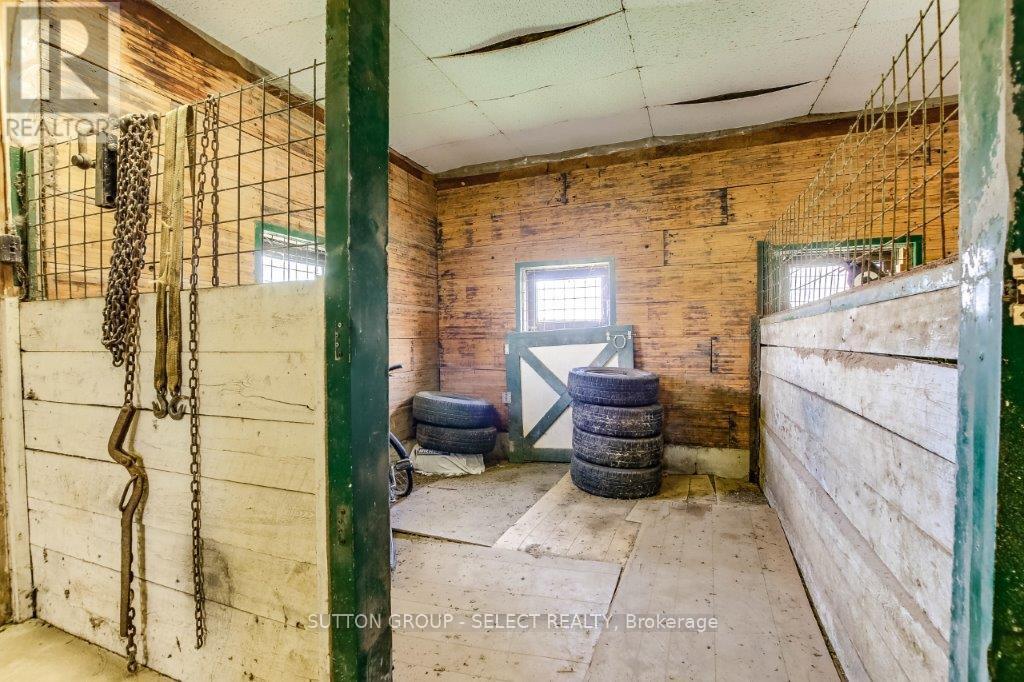 17750 Wyton Drive, Thames Centre, Ontario  N0M 2P0 - Photo 8 - X12146346